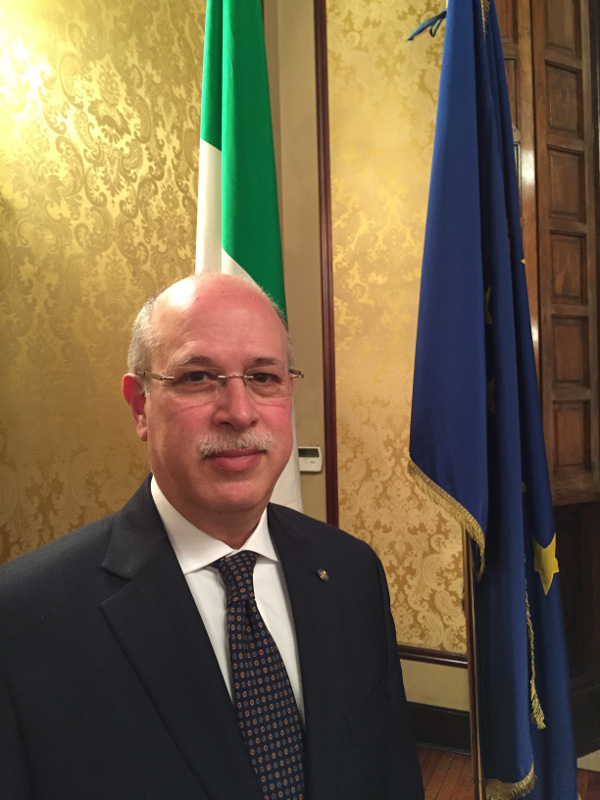 Palermo, si è insediato ufficialmente il prefetto Forlani Palermo, si è insediato ufficialmente il prefetto Forlani