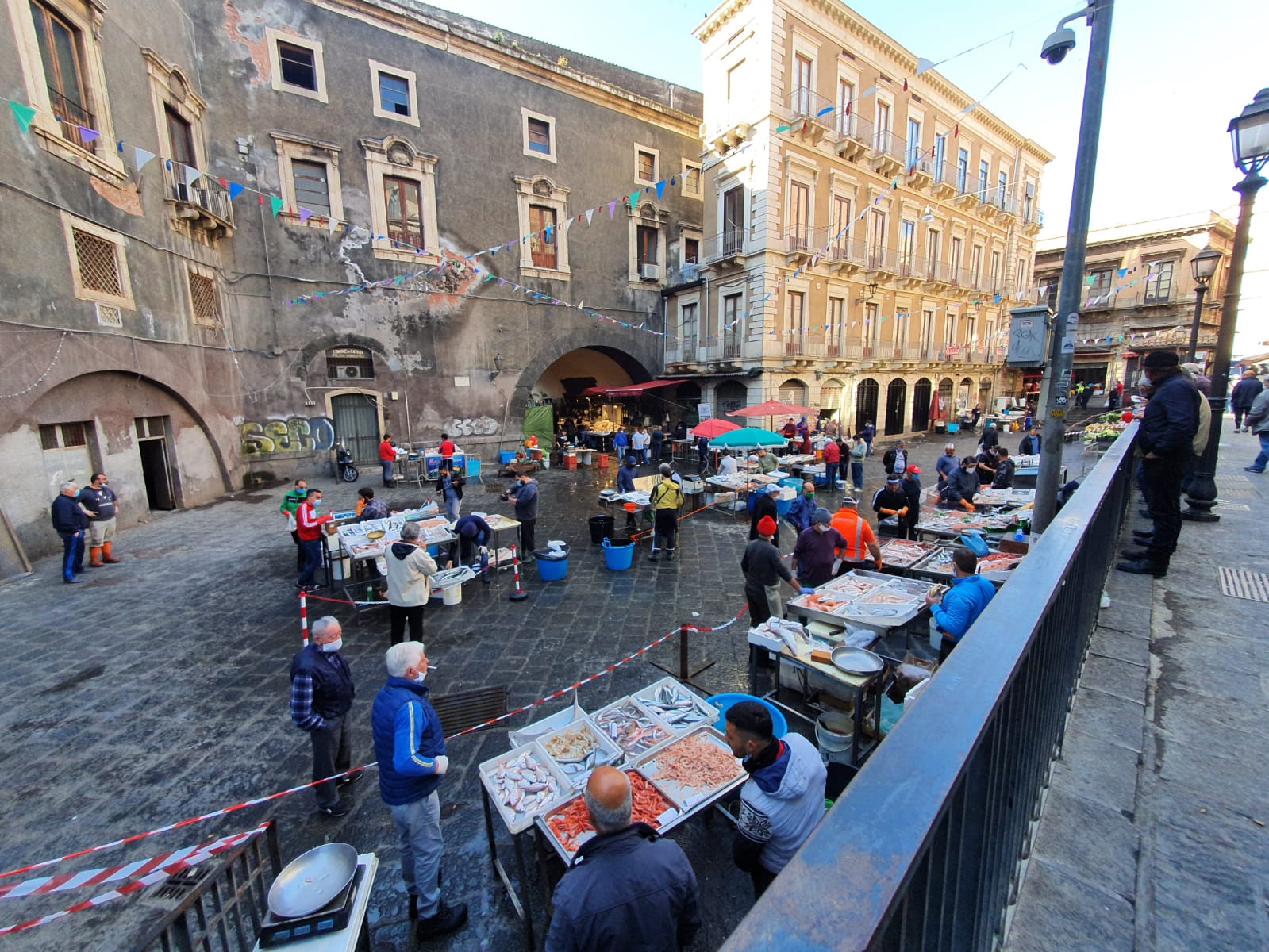 Catania finisce su “Le Figaro”, la Pescheria tra i mercati più belli d’Europa