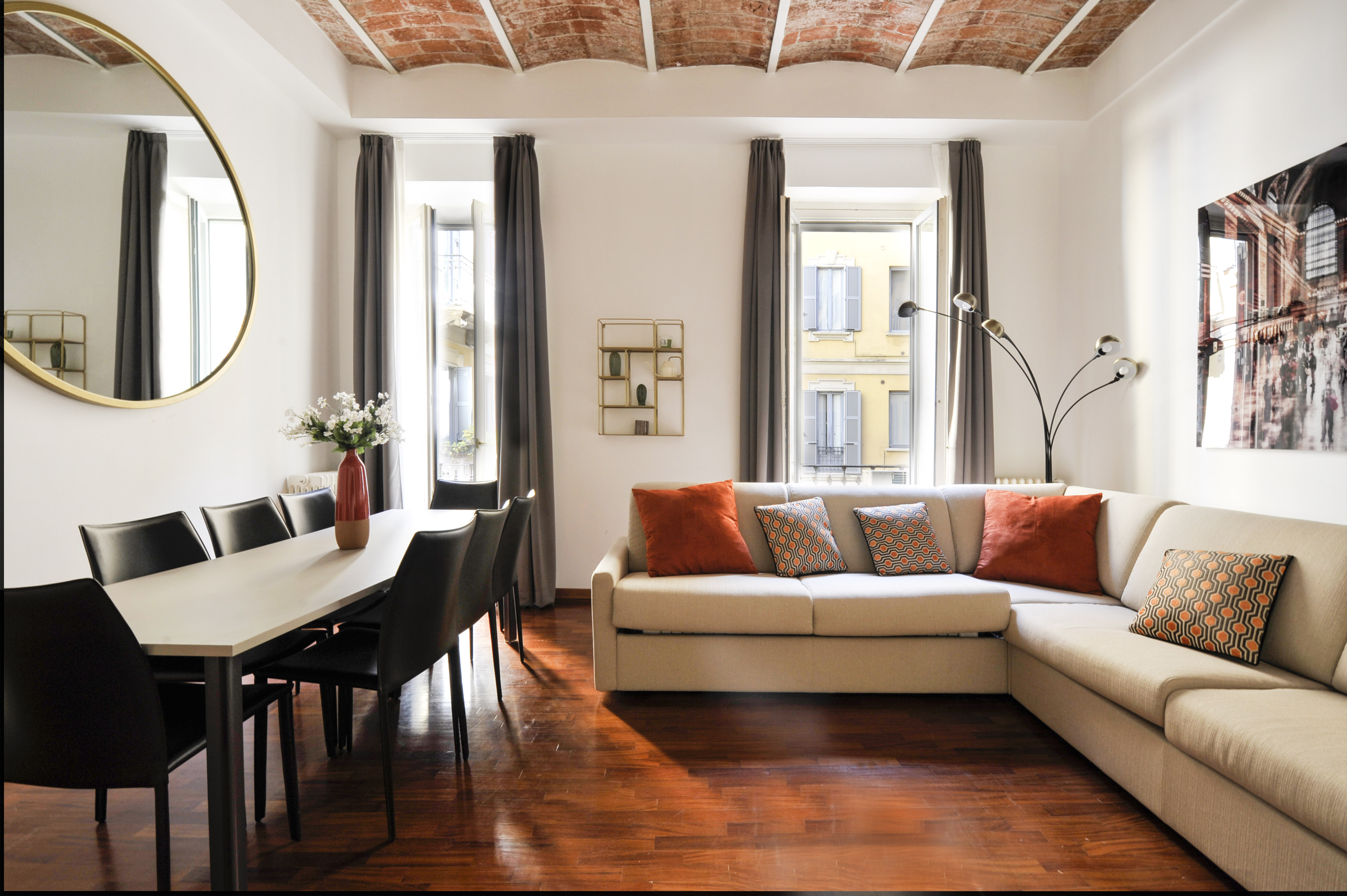 Settore extra alberghiero in ginocchio Settore extra alberghiero in ginocchio