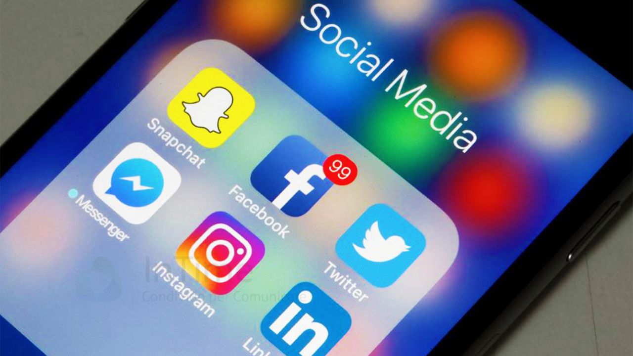Boom dei social media in lockdown, oltre 36 milioni di italiani connessi