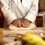 Coronavirus, durante il lockdown italiani panettieri, pasticceri e pizzaioli