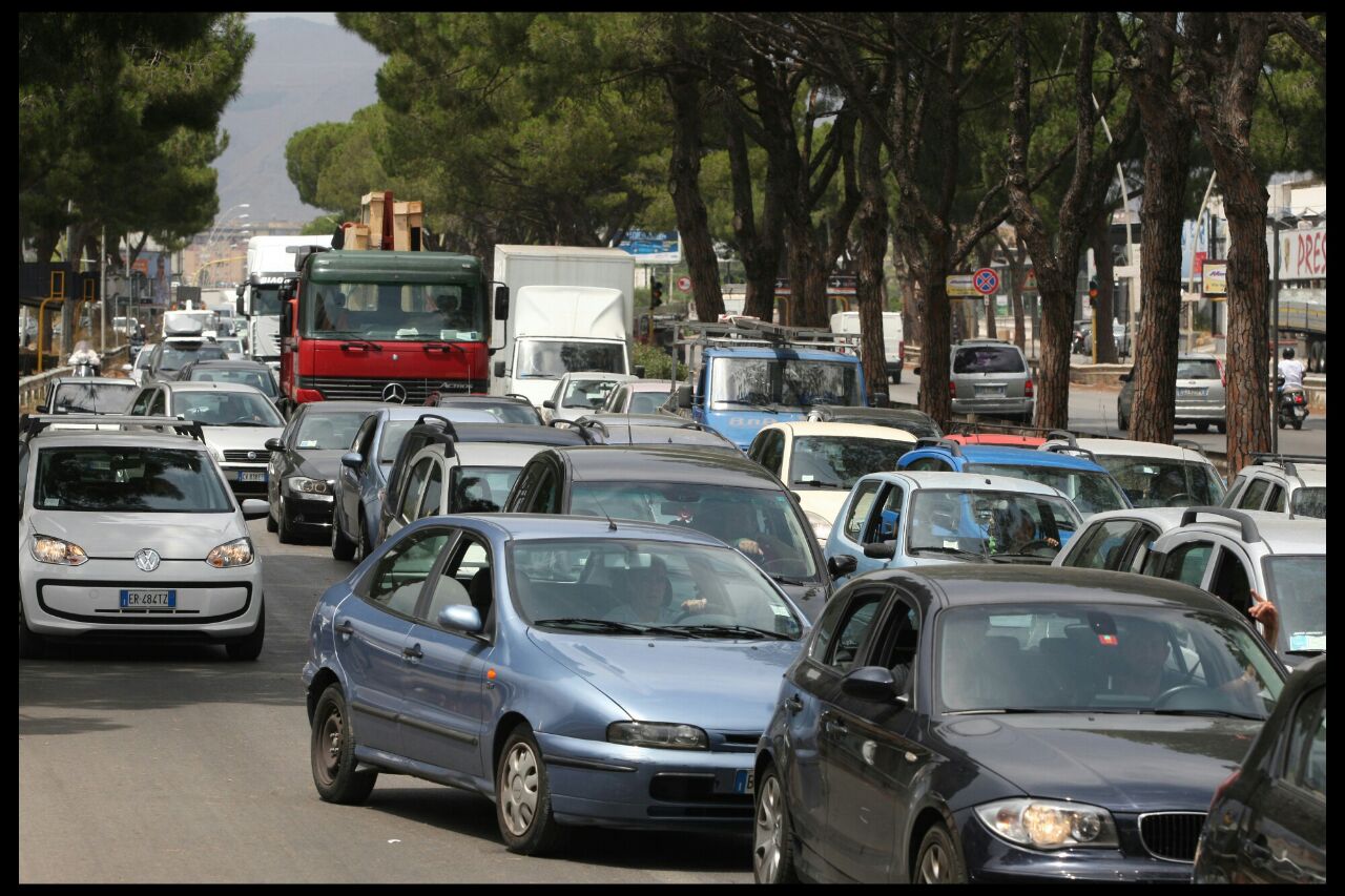 Mobilità, in Sicilia le auto più inquinanti