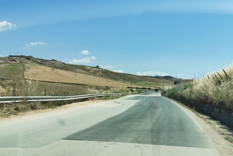 Enna, Sp 21, numerose le criticità da risolvere