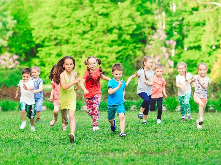 Fase 3, salviamo l’estate dei bambini “contatti in gruppi omogenei”
