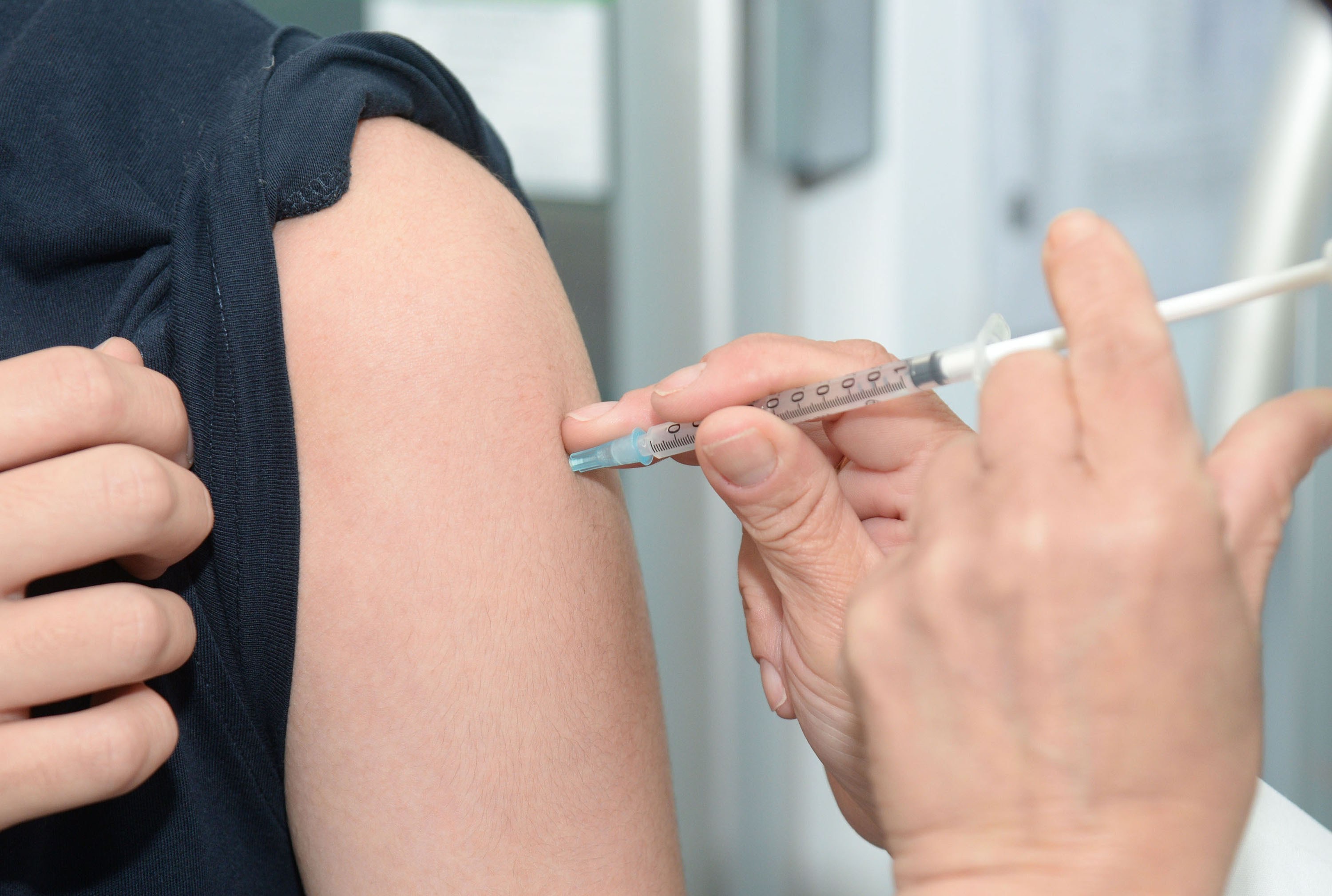 Vaccini, Sicilia ancora lontana da immunità di gregge