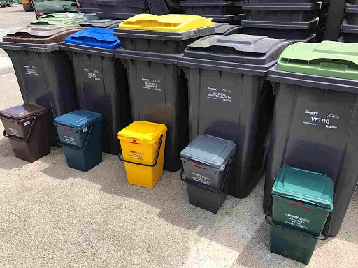 Caltanissetta, anche il settore rifiuti torna alla normalità