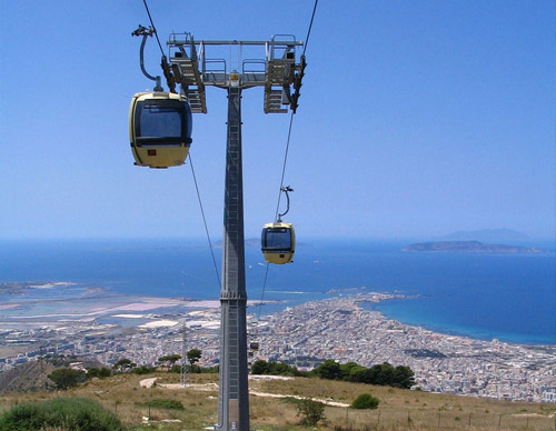 Obiettivo “ripartenza”: la Funivia di Erice adesso ci crede Obiettivo “ripartenza”: la Funivia di Erice adesso ci crede