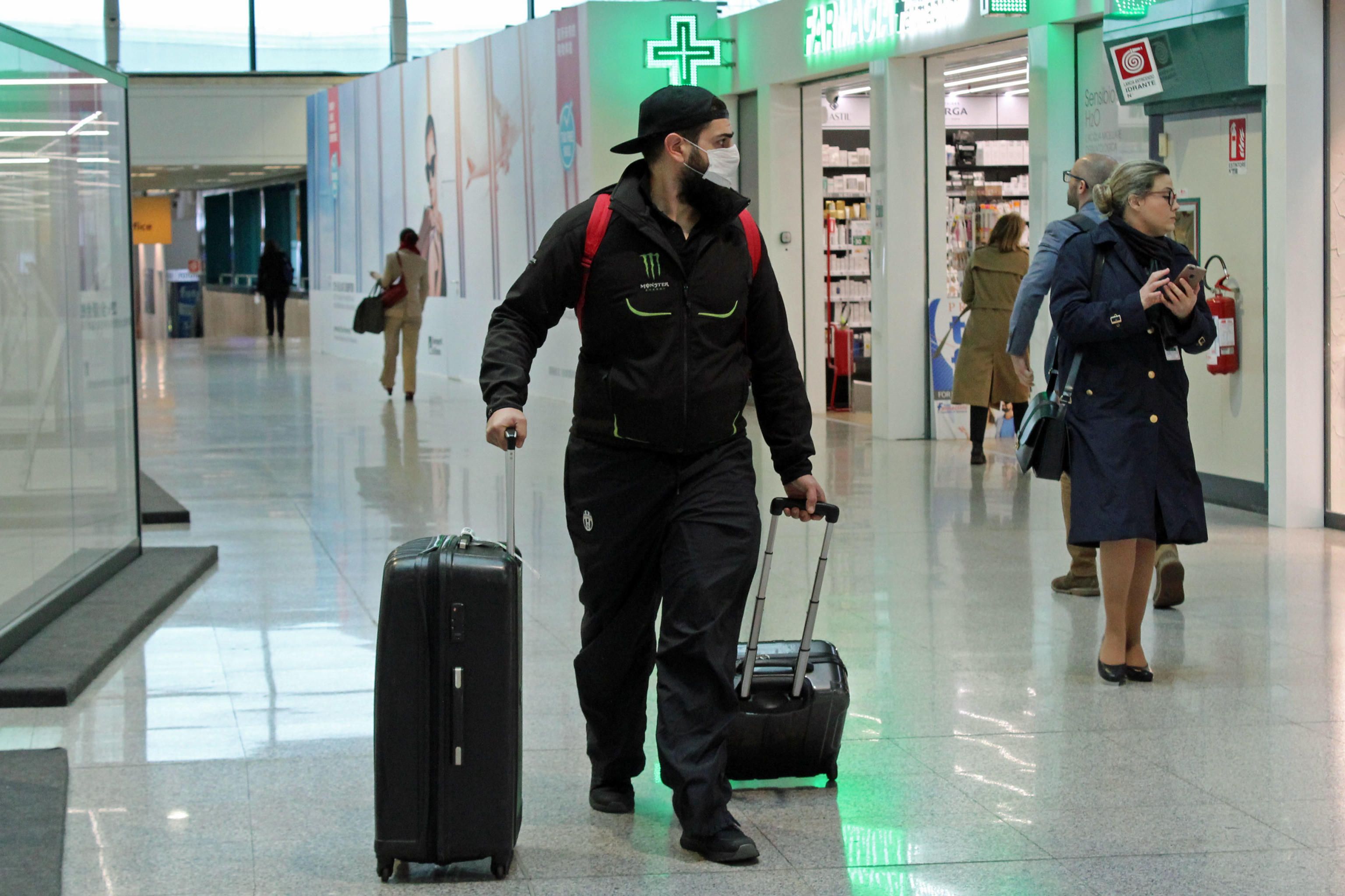 Coronavirus e rimborsi viaggi, che fare