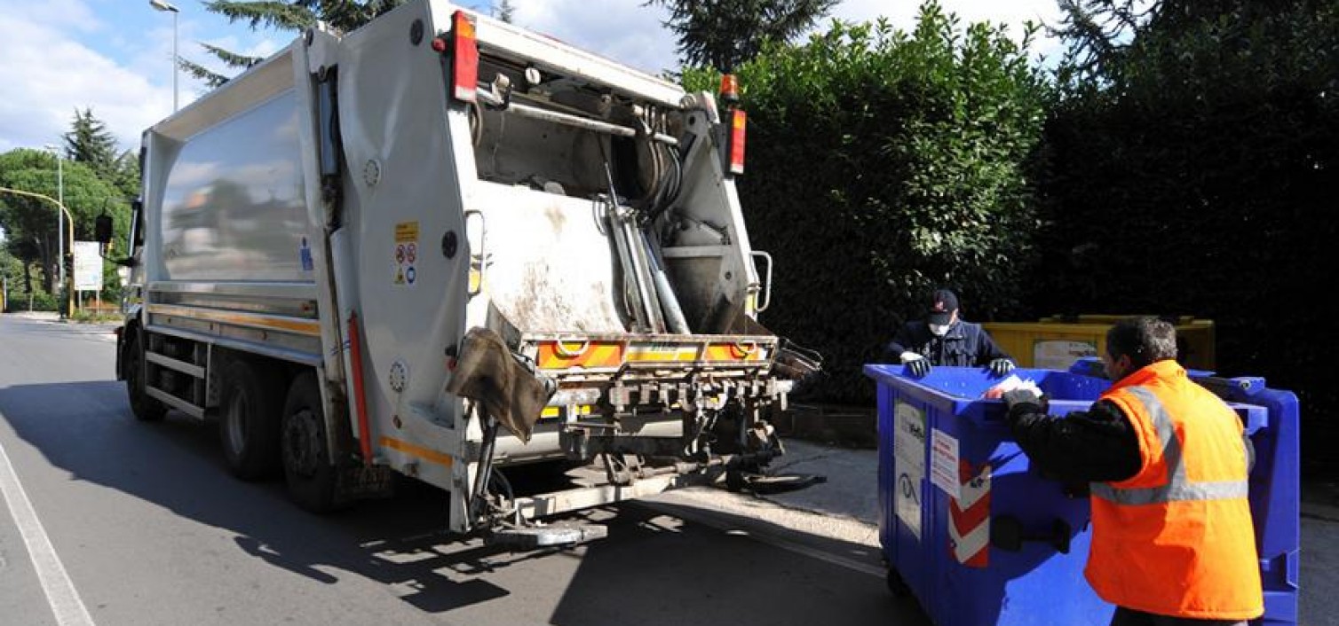 Siracusa, rifiuti, siglato il nuovo contratto d’appalto