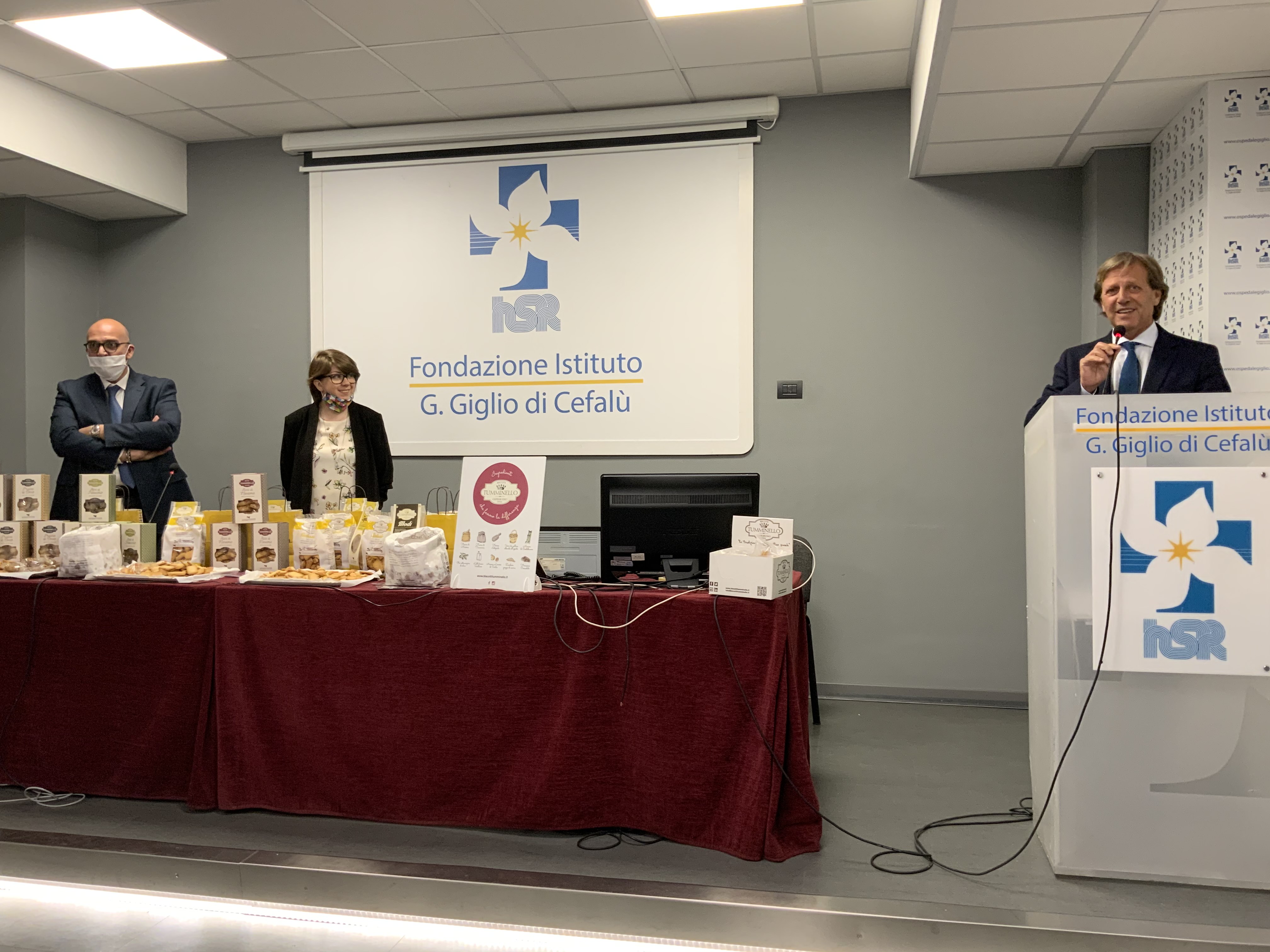 Solidarietà, donazioni per l’ospedale Giglio di Cefalù