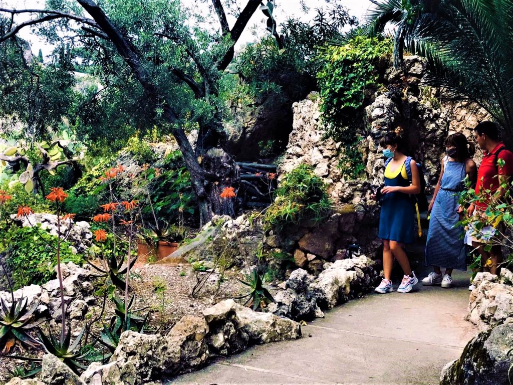 Galleria foto 'Coronavirus e turismo, anche in Sicilia, in tutti gli hotel, i clienti pretendono il covid-free certificato' - foto 3