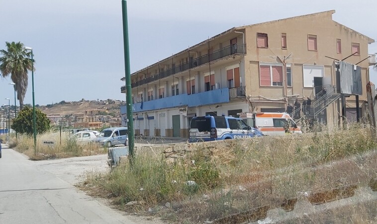 Migranti, il sindaco di Agrigento, “Il Centro accoglienza va chiuso”