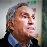 Emilio Fede, condannato per il Ruby bis, “evade”, arrestato a Napoli