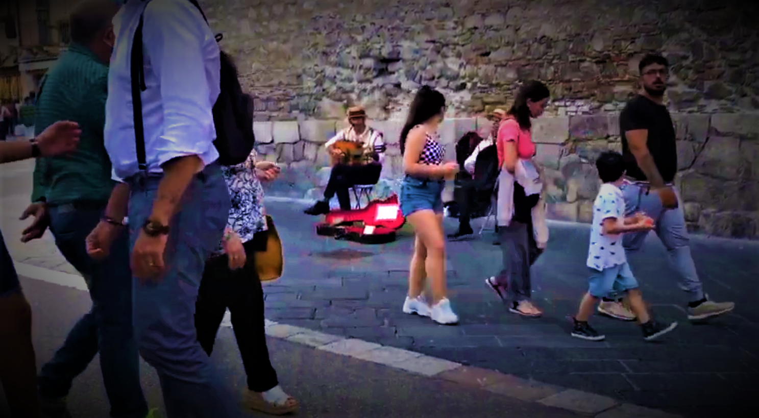 Sicilia in zona gialla, assalto a Taormina, Catania e Siracusa