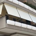 Il balcone e la tenda da sole