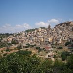Fotografie di Toni Campo a Caltagirone: all’Antica Pescheria, la sicilianità tra tradizioni e costume