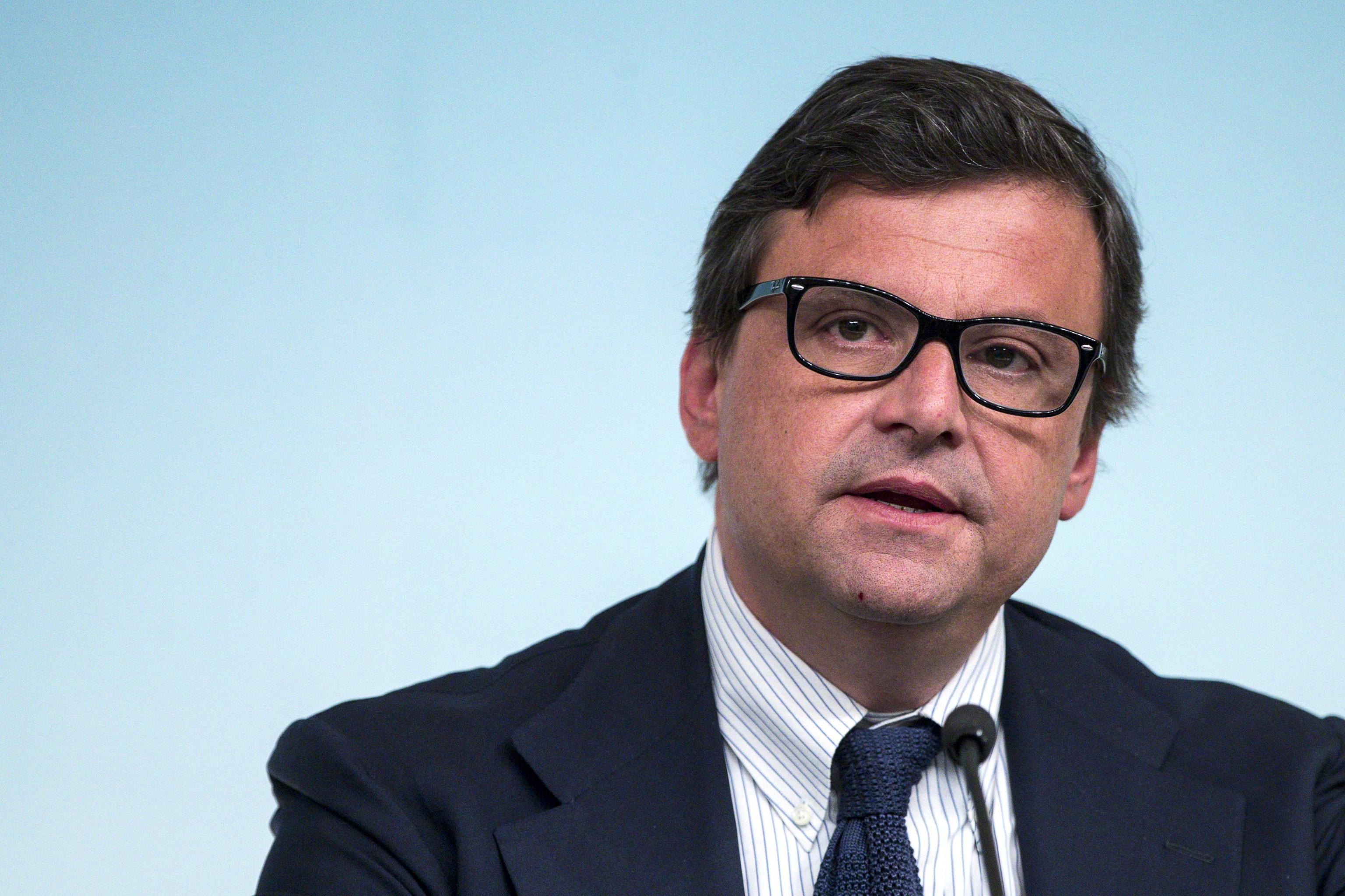 Pnrr, Calenda: “Urso? stop scaricabarile su Ue, faccia ripartire investimenti con industria 4.0”