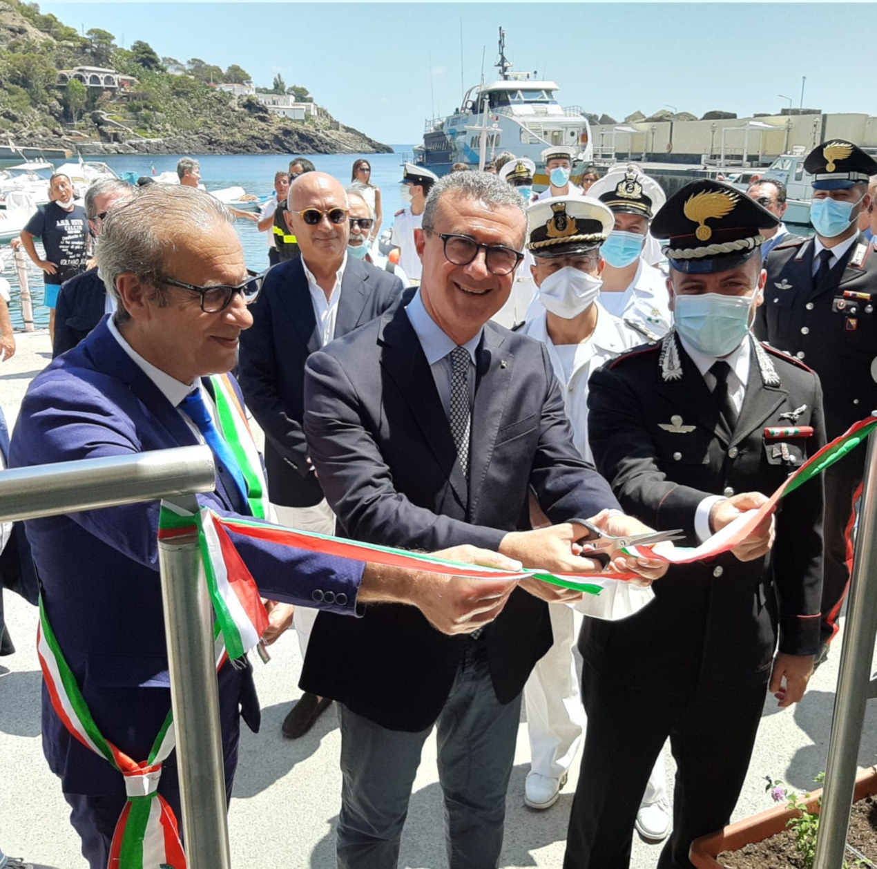 Ustica, inaugurata stazione marittima realizzata dalla Regione