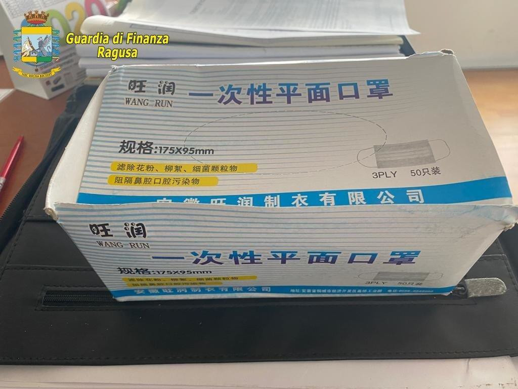 Coronavirus, GdF Ragusa sequestra 250mila mascherine non a norma