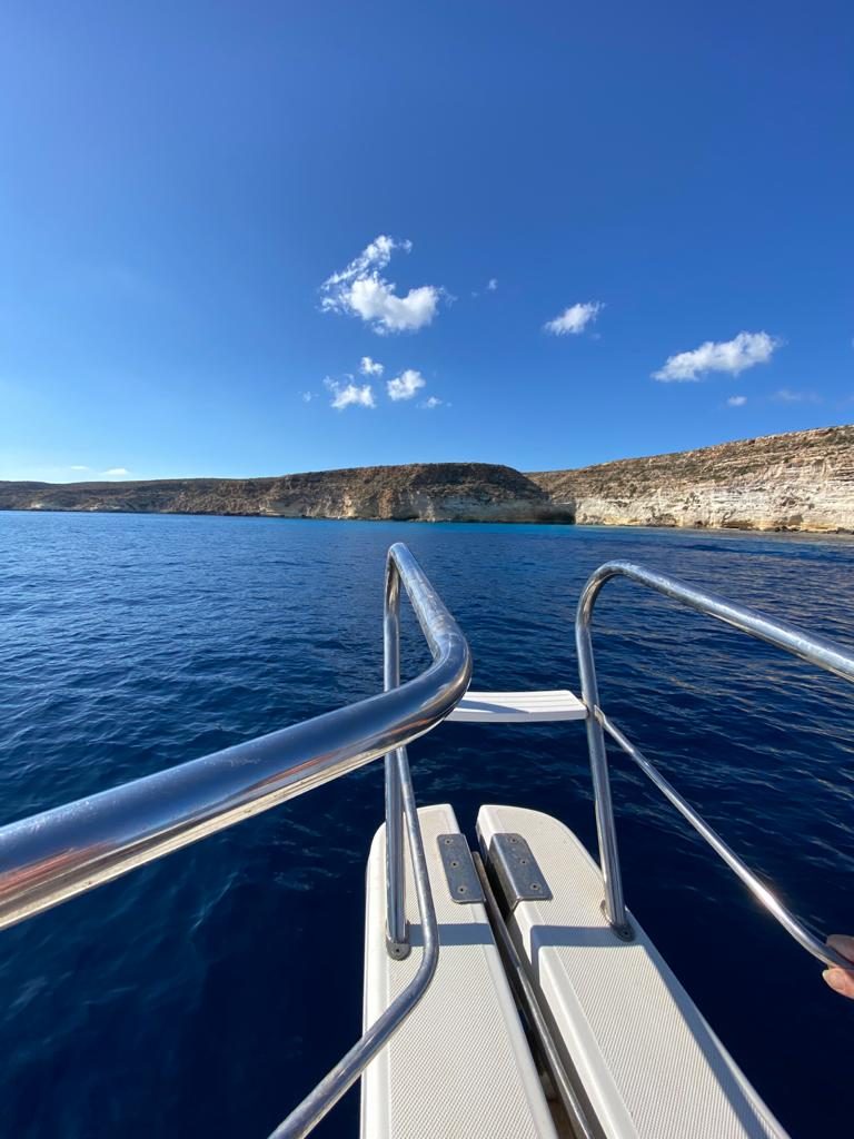 Galleria foto 'Lampedusa, nell’isola simbolo dell’accoglienza un week end di speranza per la rinascita del turismo' - foto 3