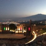 “A riveder le stelle”, visite in notturna al Teatro di Taormina