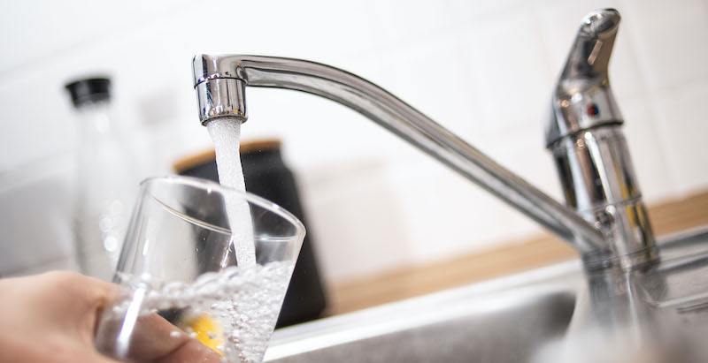 Allarme acqua torbida a Caltanissetta, stop all’uso alimentare all’ospedale Sant’Elia