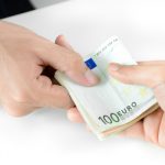 “Reddito di libertà”, fino a 400 euro al mese per le donne, come richiederlo