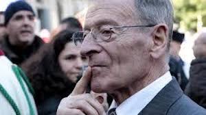 Scompare Luigi Maina, storico cerimoniere del Comune di Catania Scompare Luigi Maina, storico cerimoniere del Comune di Catania