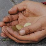 Caritas, povertà in crescita costante a Catania. Monsignor Renna: “Carità come un vaccino”