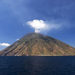 Stromboli, prevenzione per evitare “casi Ischia”: partono i lavori tra i “lacci della burocrazia”