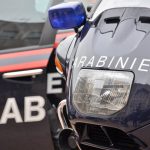 Ladri tentano assalto a supermercato nel Catanese, intervento dei carabinieri li mette in fuga