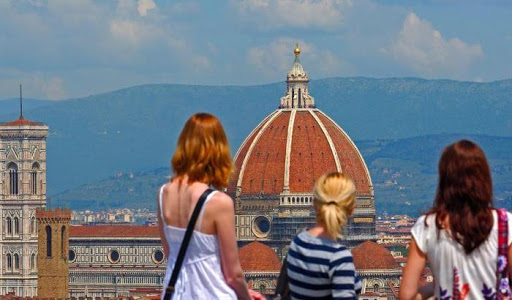 Fase 3, un’estate senza americani costa all’Italia 1,8 miliardi di euro