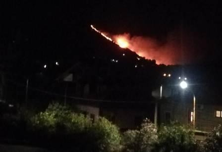 Incendi, da Trecastagni a Scordia “brucia” la provincia di Catania