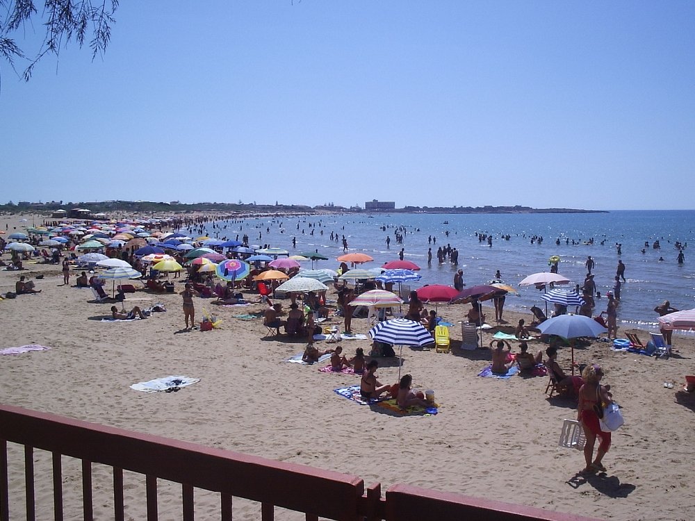 Modica, stretta del sindaco sulla movida