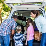 Viaggi in automobile, sei piccoli consigli per muoversi in famiglia