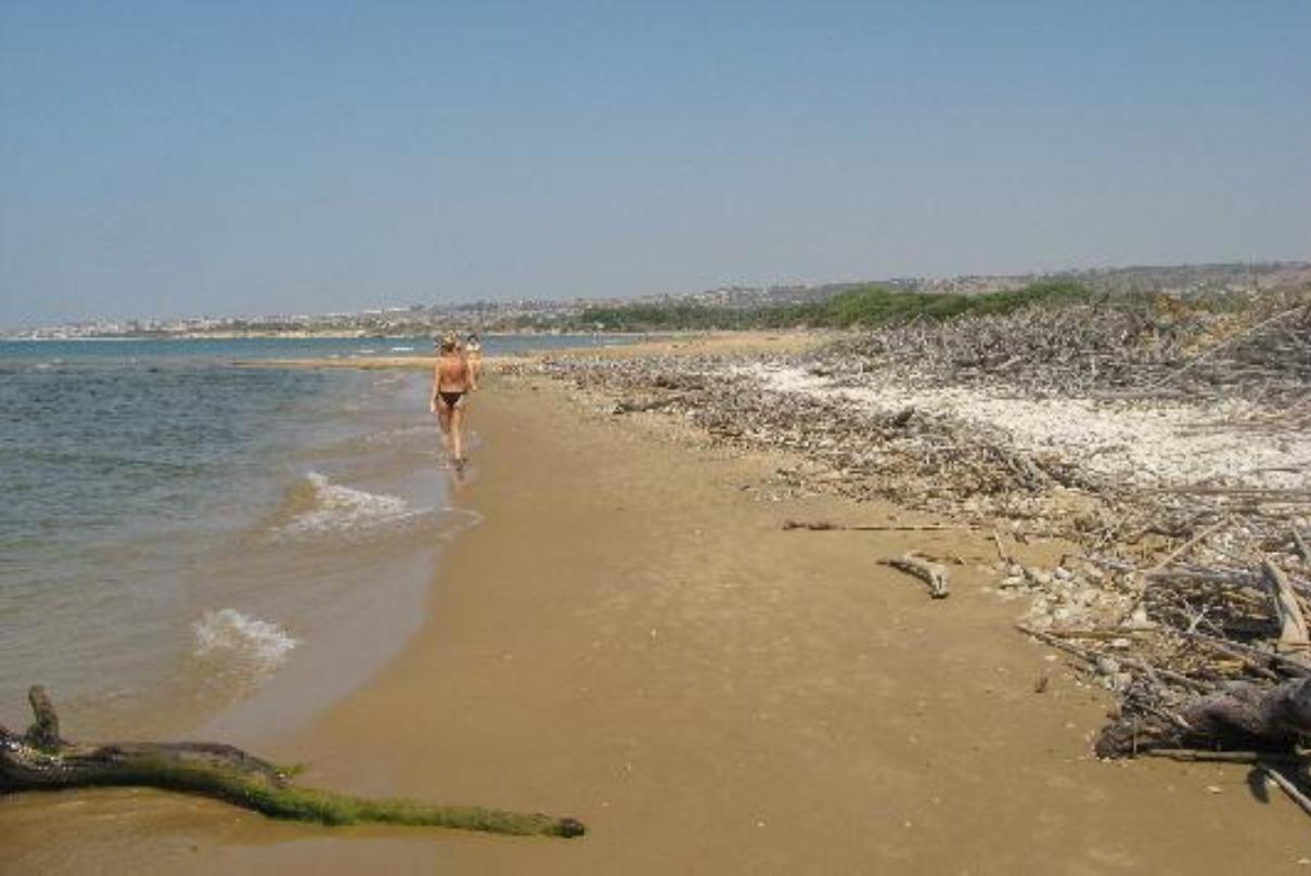 Marina di Ragusa, chiusa la spiaggia degli americani
