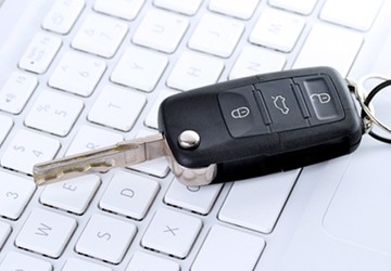 Rc auto stipulate online, attenzione ai siti irregolari