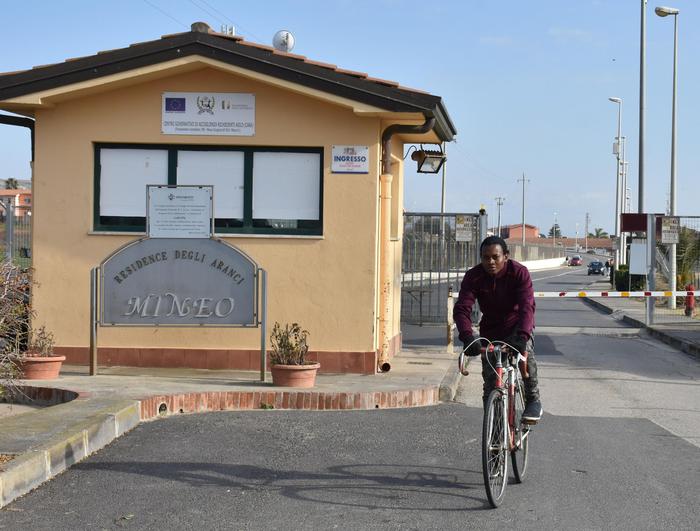 Cara Mineo, possibile riapertura? Parla il sindaco Giuseppe Mistretta Cara Mineo, possibile riapertura? Parla il sindaco Giuseppe Mistretta