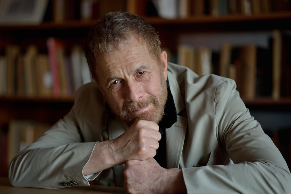 Lavia nel Parco di Naxos parla sulla riscrittura dell’antico