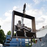 Lucio Dalla torna nella sua Milo. Per lui una statua e un concerto