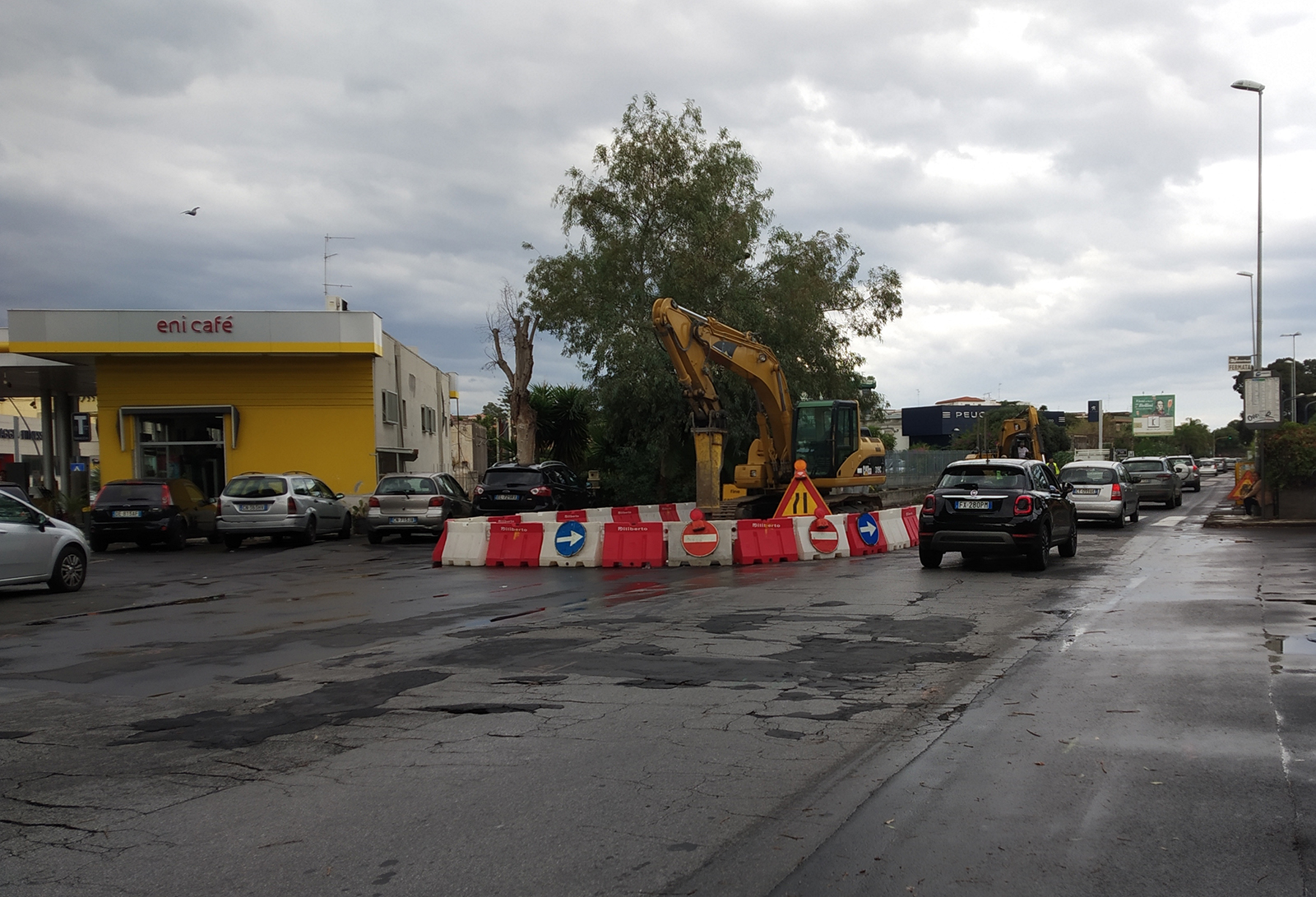 Collettore fognario Acicastello, lavori a buon punto Collettore fognario Acicastello, lavori a buon punto
