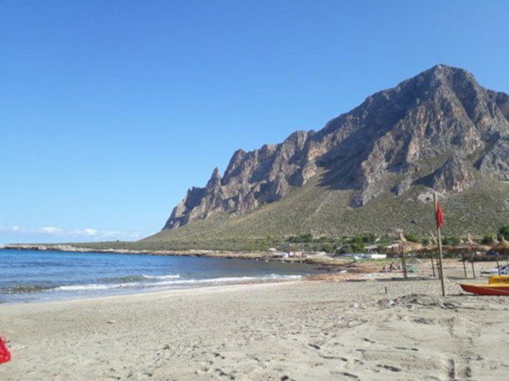 Custonaci, la zona balneare scatena le polemiche