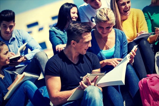 Arriva l’info point dedicato a Erasmus+