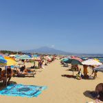 Lavori abusivi alla Playa di Catania, denunciato gestore stabilimento balneare