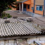 Ritorno a scuola, il virus fa paura e l’amianto no. In Sicilia la fibra-killer in più di seicento istituti