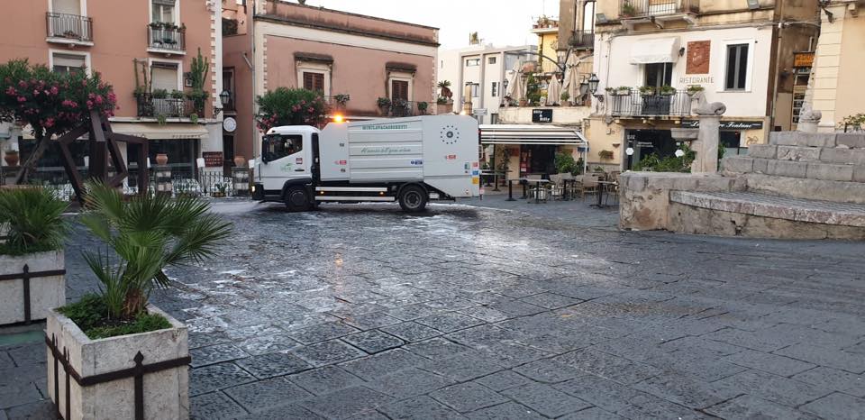 Taormina, servizio rifiuti alla Tekra per sette anni