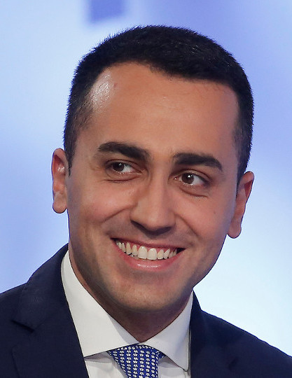 Reddito di cittadinanza, si cambia, da Di Maio ok al “tagliando”