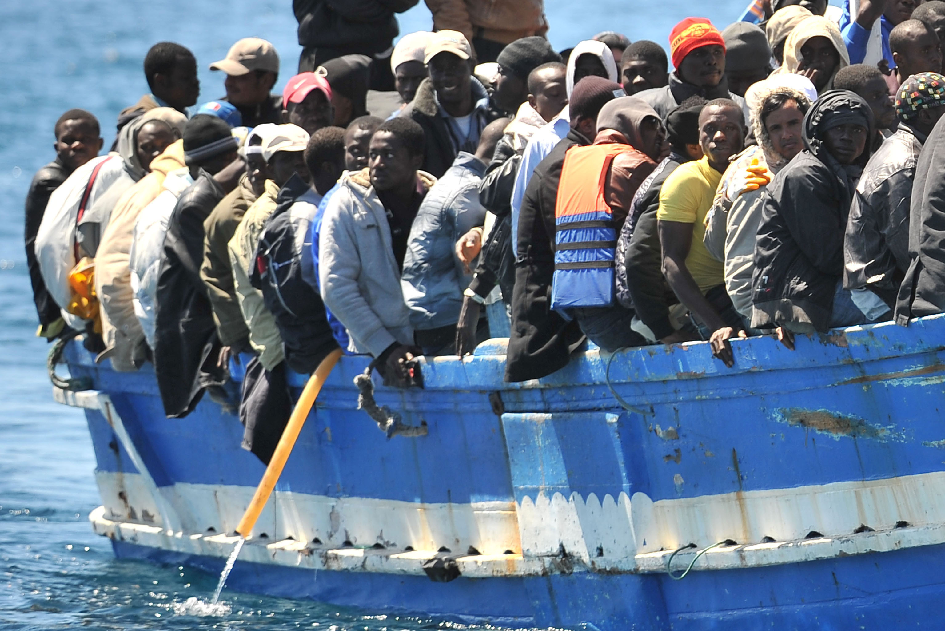 Migranti, Alarm Phone, “Oltre 200 naufraghi nel Mediterraneo”