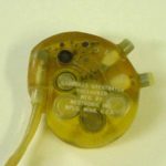 “Pacemaker inserito al contrario”, bimbo morto a  due anni