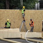 Scuola, tende e palestre diventano aule nell’anno-covid